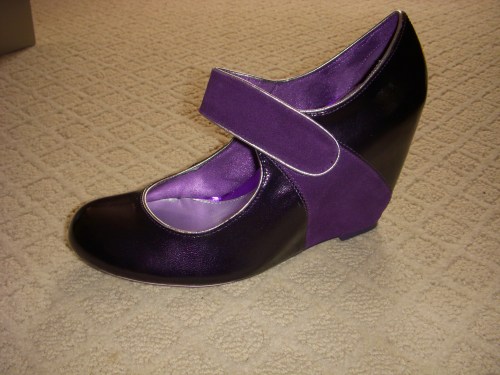 purple_shoes